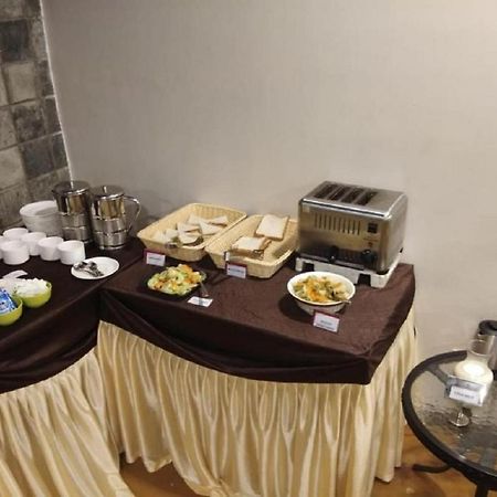 Urvashi Residency Hotel Chennai Ngoại thất bức ảnh