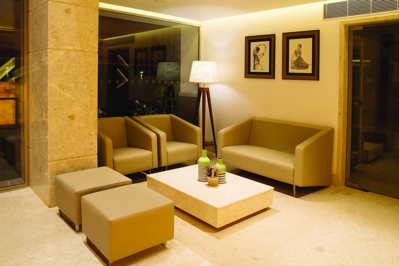 Urvashi Residency Hotel Chennai Ngoại thất bức ảnh