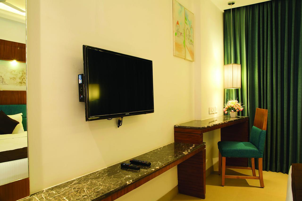 Urvashi Residency Hotel Chennai Ngoại thất bức ảnh