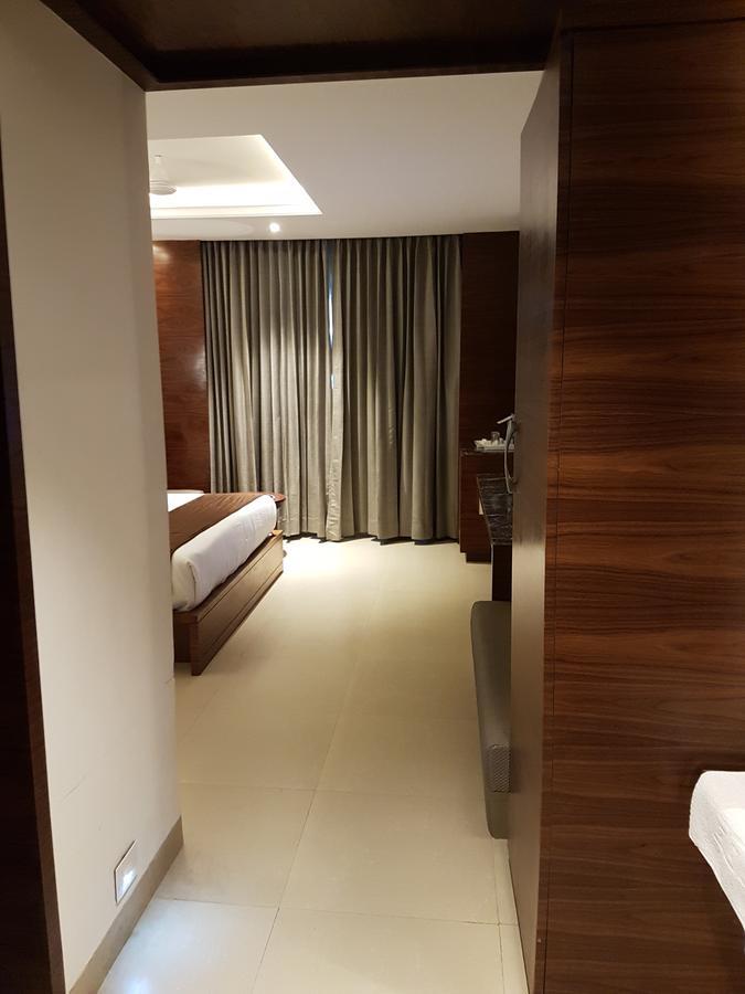 Urvashi Residency Hotel Chennai Ngoại thất bức ảnh