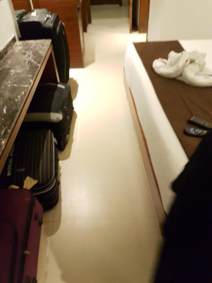 Urvashi Residency Hotel Chennai Ngoại thất bức ảnh