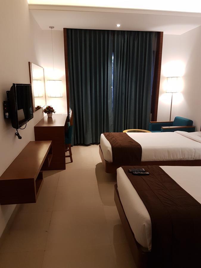 Urvashi Residency Hotel Chennai Ngoại thất bức ảnh