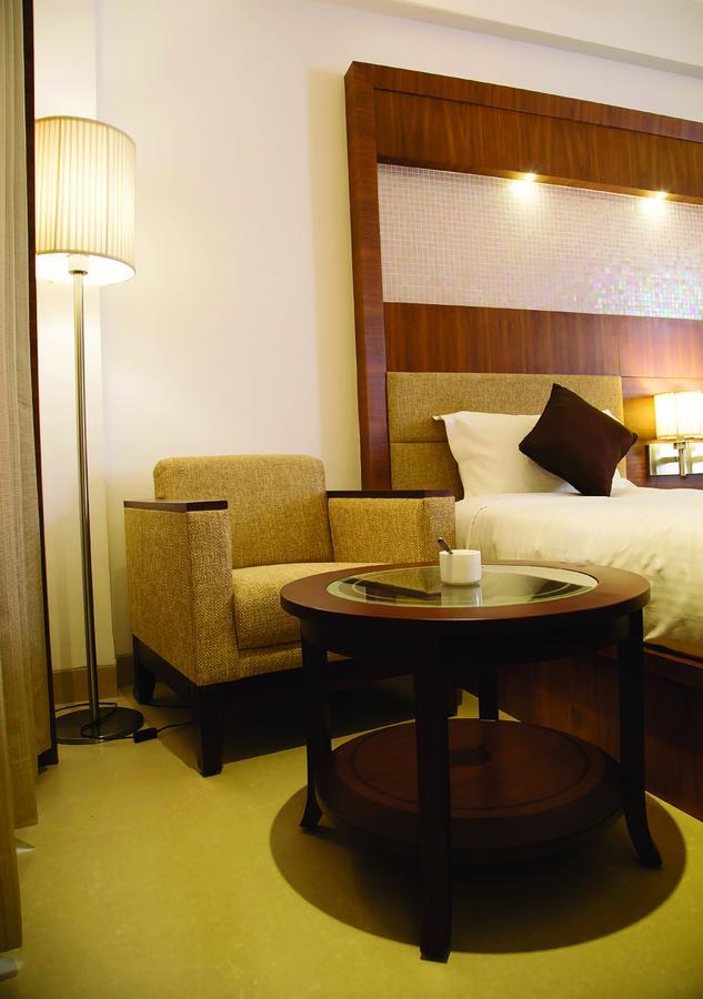 Urvashi Residency Hotel Chennai Ngoại thất bức ảnh