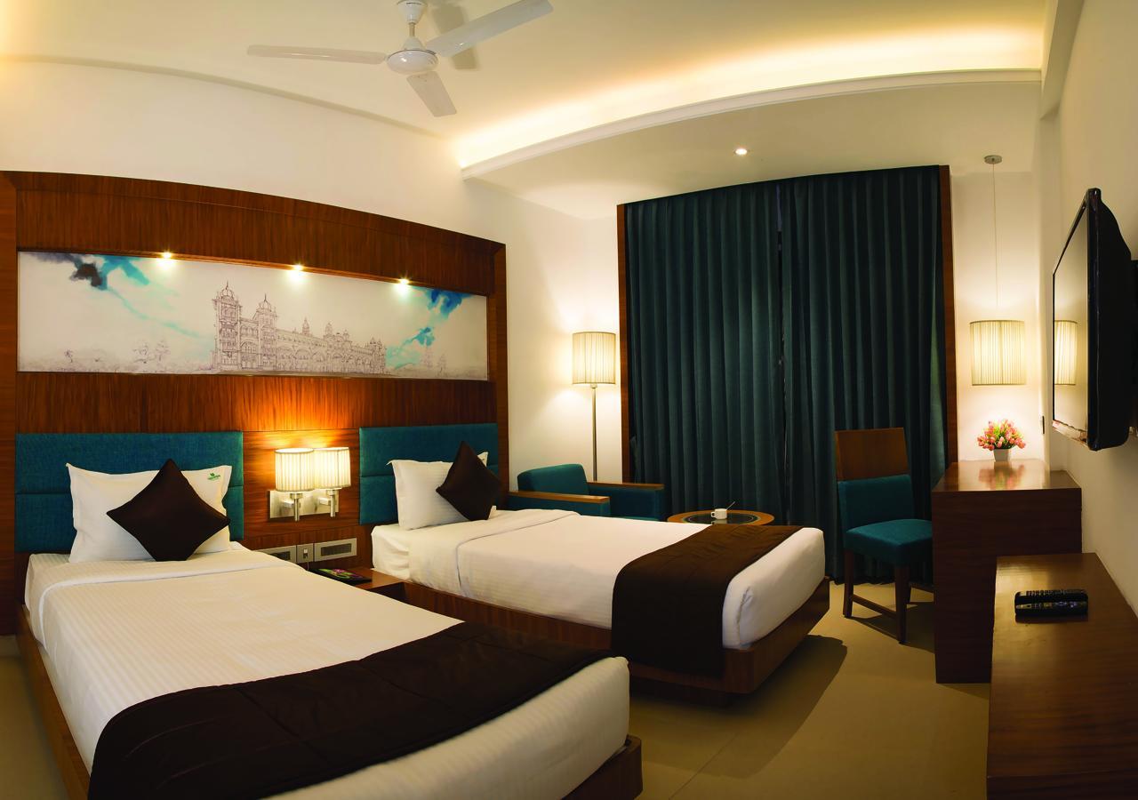 Urvashi Residency Hotel Chennai Ngoại thất bức ảnh