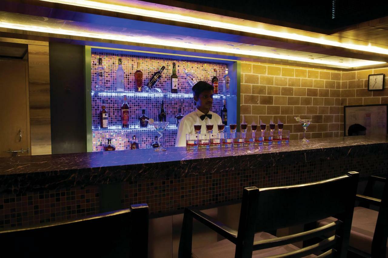 Urvashi Residency Hotel Chennai Ngoại thất bức ảnh