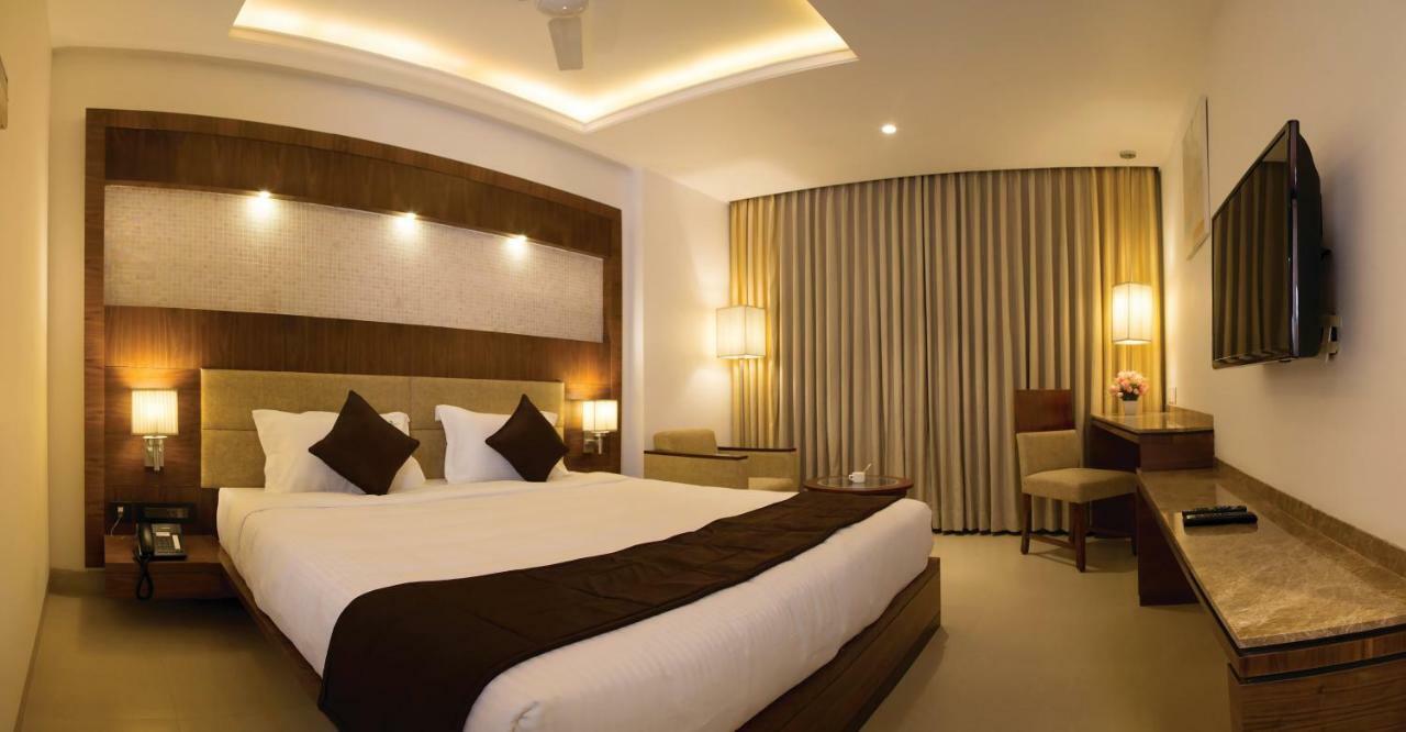 Urvashi Residency Hotel Chennai Ngoại thất bức ảnh